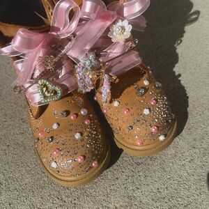 Timberland Tan and Pink Embellished Kids Dress Shoes